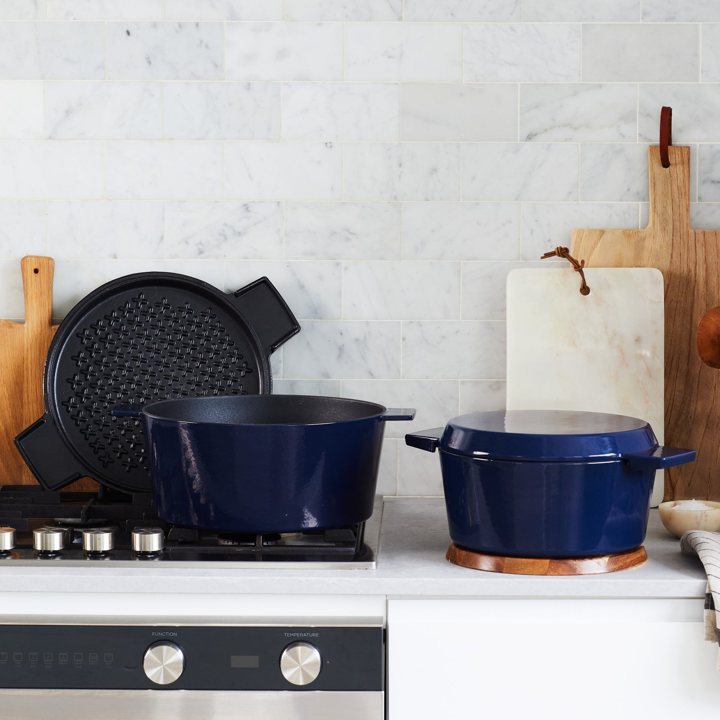 Stanley Rogers Cast Iron French Oven 24cm – Onyx