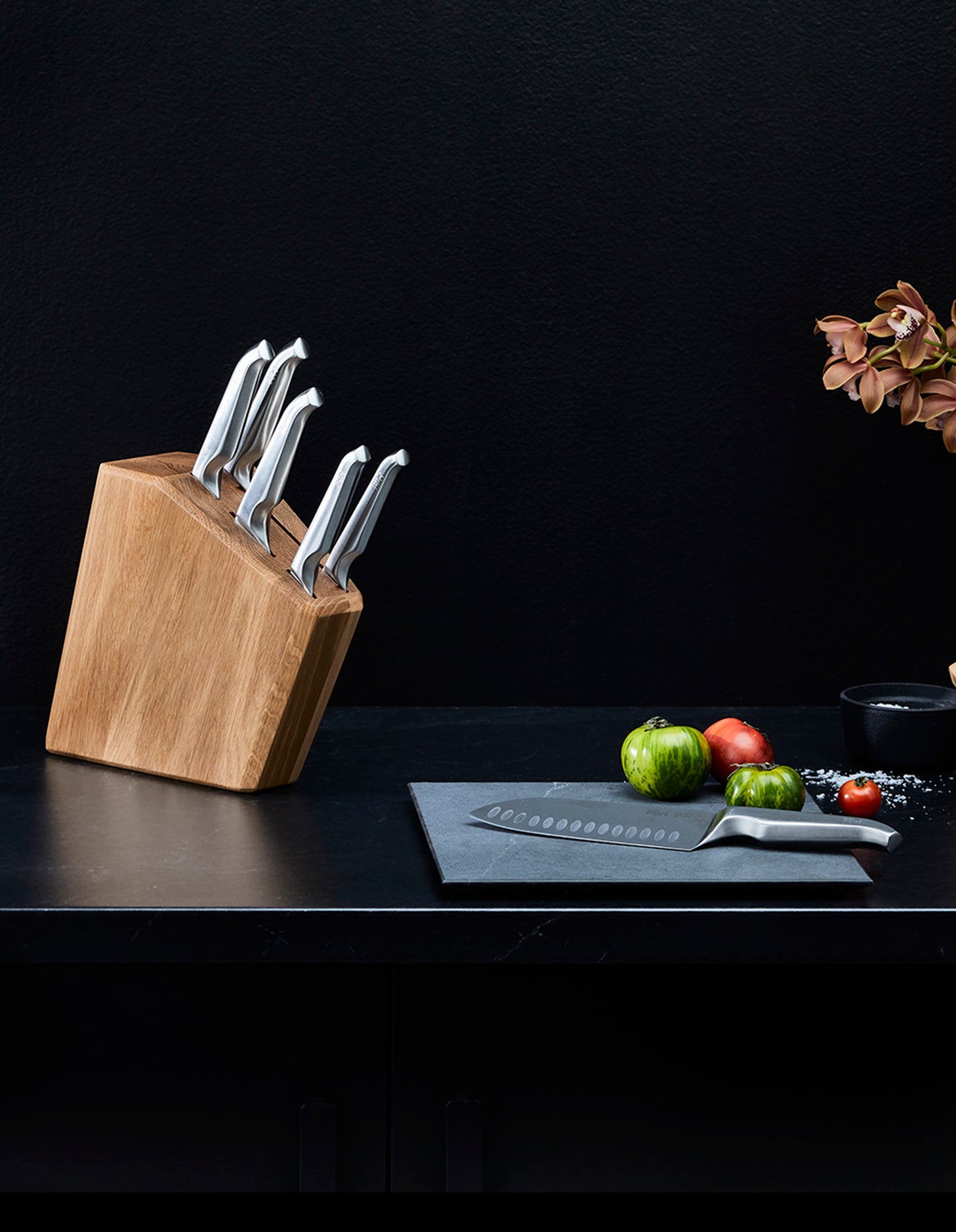 Furi Duo-Angled Block & 6 Knife Set